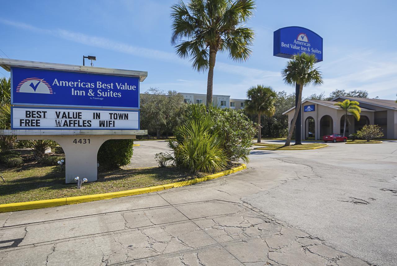 Americas Best Value Inn & Suites Melbourne Exterior photo